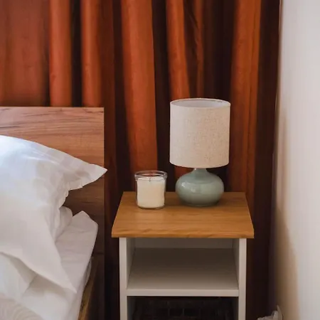 37, Skwer Kosciuszki - Centrum Gdynia