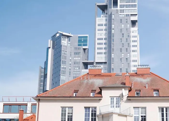 37, Skwer Kosciuszki - Centrum Gdynia